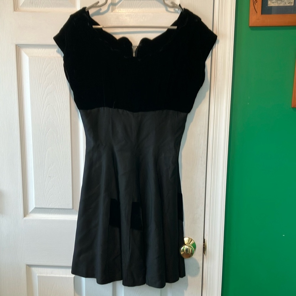 Vintage Carol Reed Black Velvet Dress size 8 1950s party dress mad men